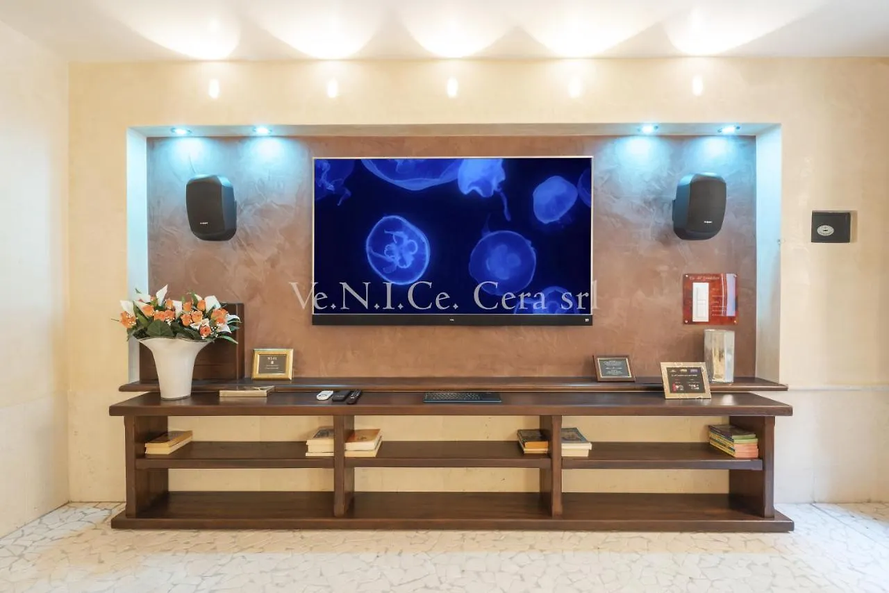 Ve.N.I.Ce. Cera Ca' Del Gondoliere Apartment Venice 0*,